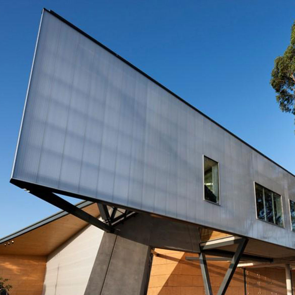façade en polycarbonate emboitable