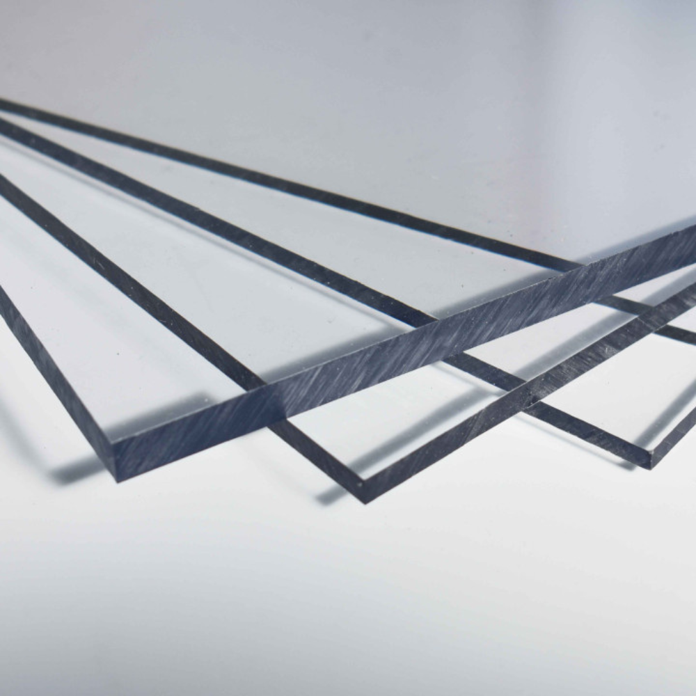 Plaques de polycarbonate compact transparent de différentes épaisseurs découpées sur mesure
