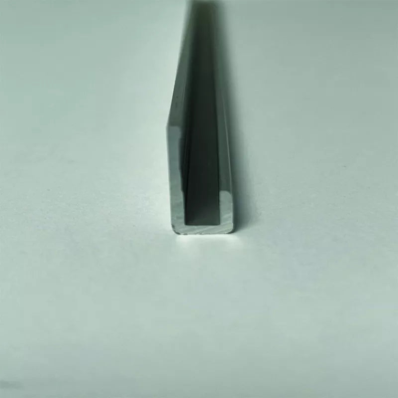 Photo de Profil initial en Alu anodisé pour panneaux de 3mm