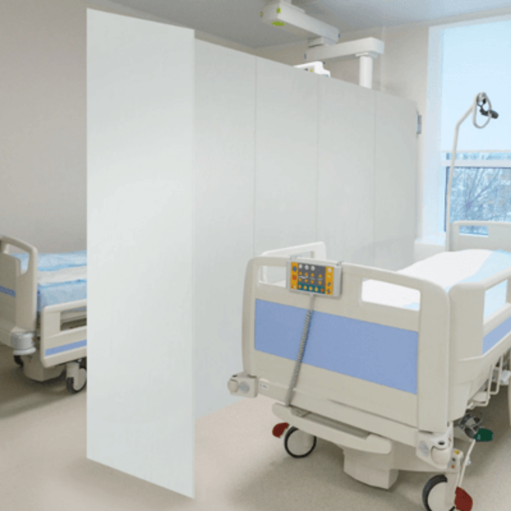 PVC hybride pour séparations des lits dans un hôpital