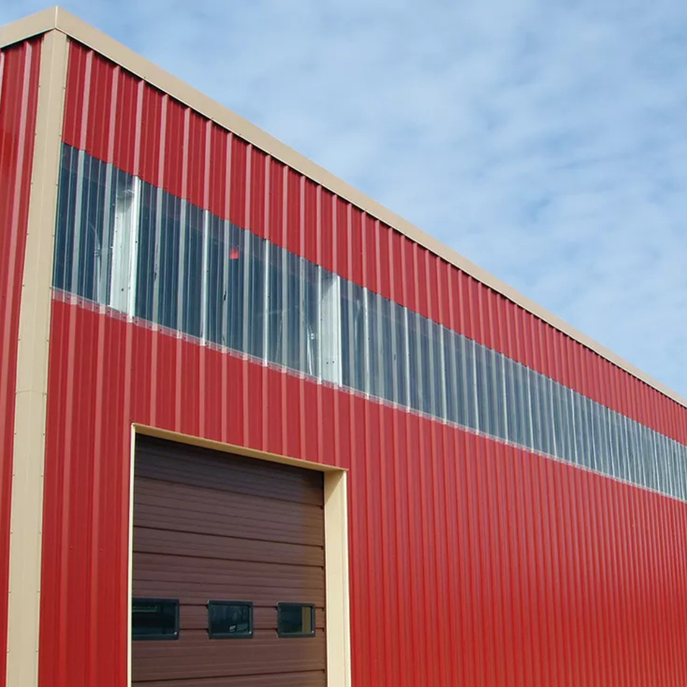 Polycarbonate ondulé transparent sur mesure pour façade professionnelle