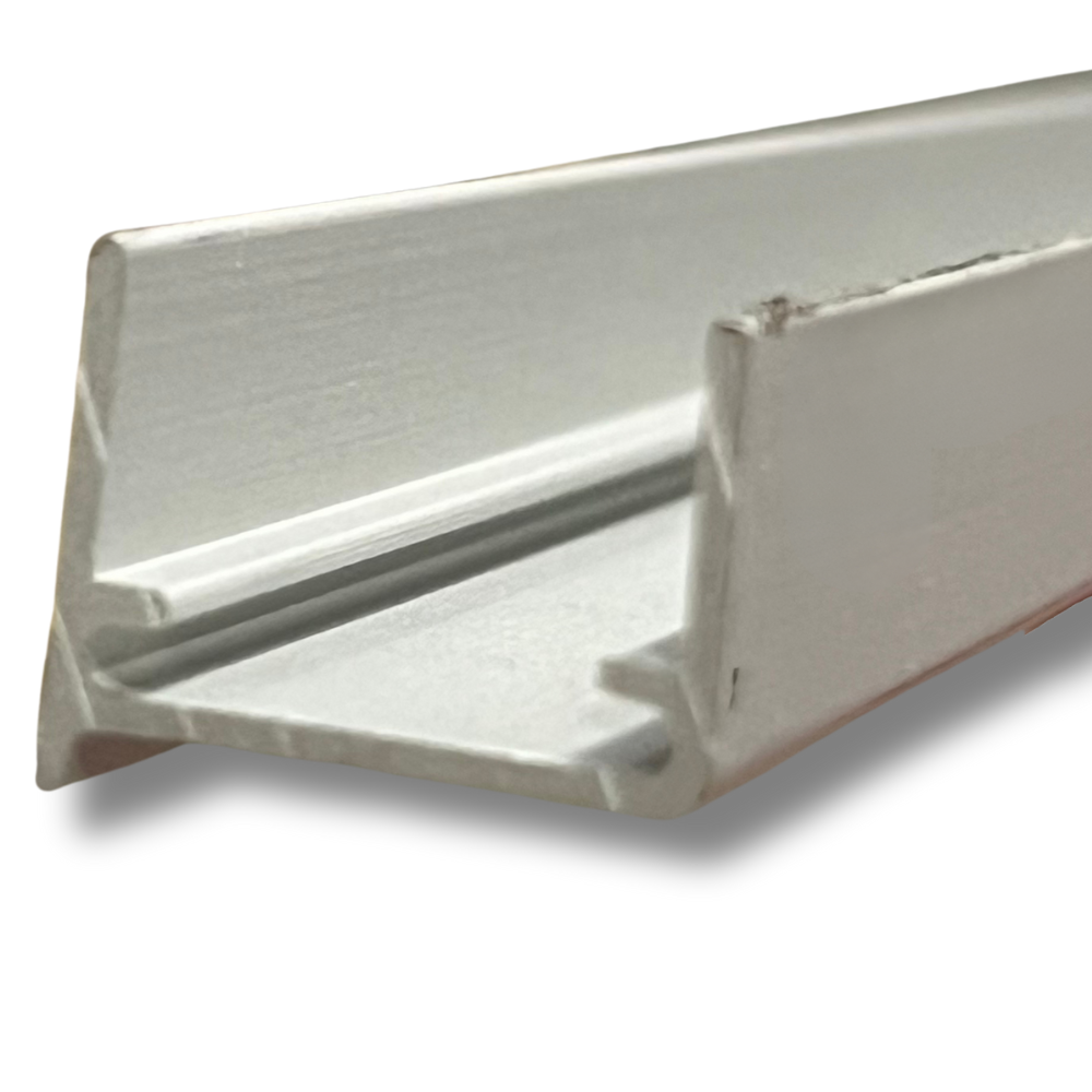 profil U ou obturateur pour le polycarbonate alvéolaire